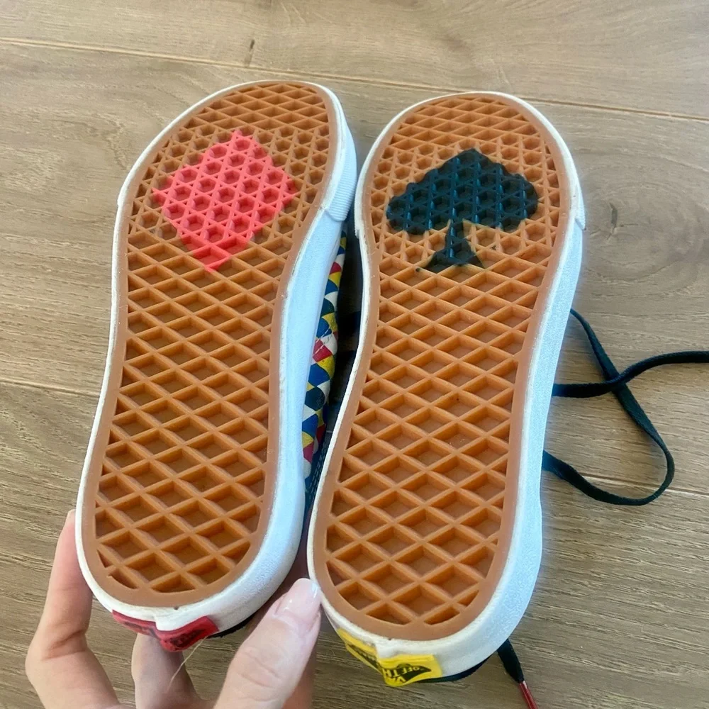 Vans old skool playing cards skate shoes, size M 5/W 6.5 - Picture 4 of 9